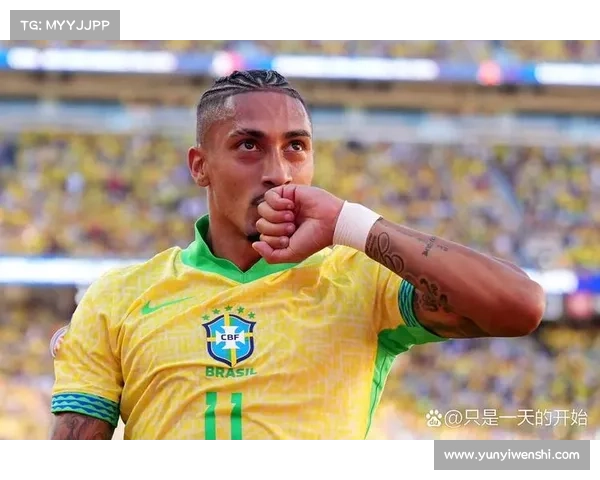 拉菲尼亚与阿根廷的对抗:球场上的激情碰撞与情感纠葛 拉菲尼亚与阿根廷的对抗:球场上的激情碰撞与情感纠葛